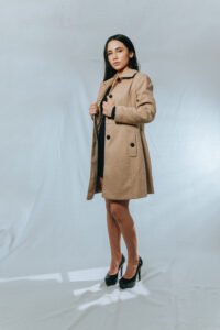 book paula segundo look campera beige 3