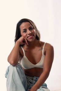 noelia retrato en blanco 6