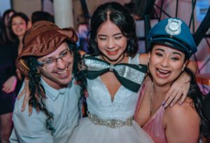 quince agustina cabina disfraces 6