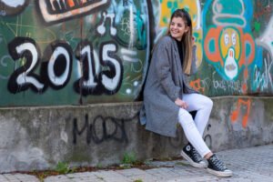 book montevideo lucia pared graffitti 1